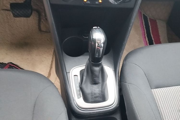 Used Volkswagen Polo 2018 1.5L Automatic Advanced Driving Model Gear Lever