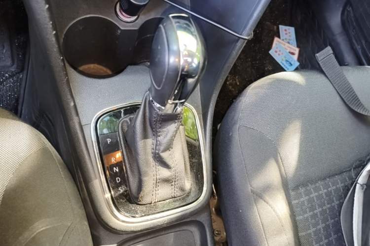 Used Volkswagen Polo 2018 1.5L Automatic Enjoyment Model Gear Lever