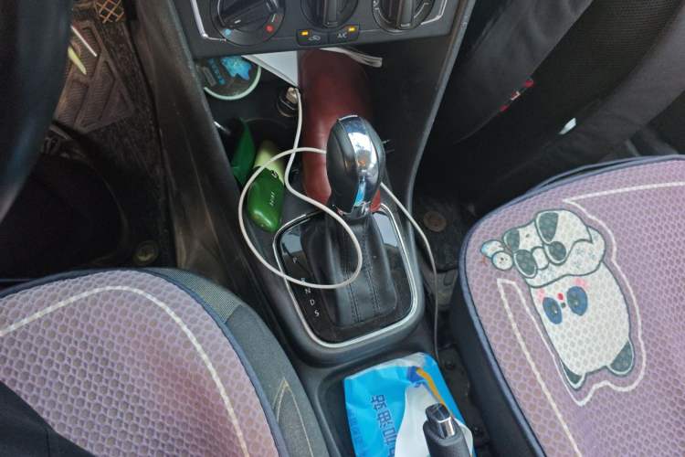 Used Volkswagen Polo 2018 1.5L Automatic Enjoyment Model Gear Lever