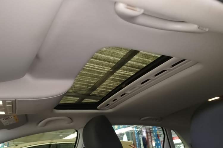 Used Volkswagen Polo 2018 1.5L Automatic Enjoyment Model Headliner