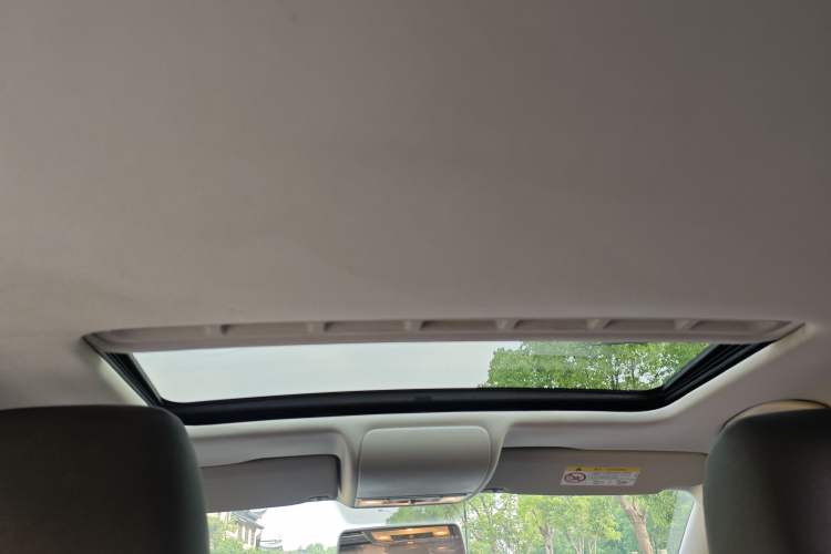 Used Volkswagen Polo 2018 1.5L Automatic Enjoyment Model Headliner