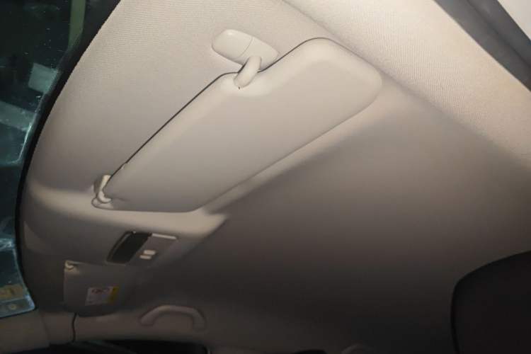 Used Volkswagen Polo 2018 1.5L Automatic Advanced Driving Model Headliner
