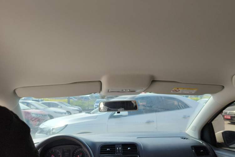 Used Volkswagen Polo 2018 1.5L Manual Drive-Comfort Model Headliner