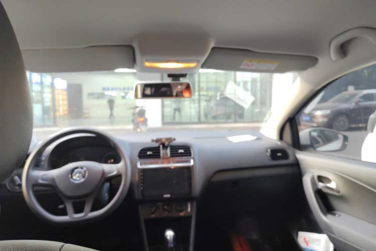 Used Volkswagen Polo 2018 1.5L Automatic Advanced Driving Model Headliner