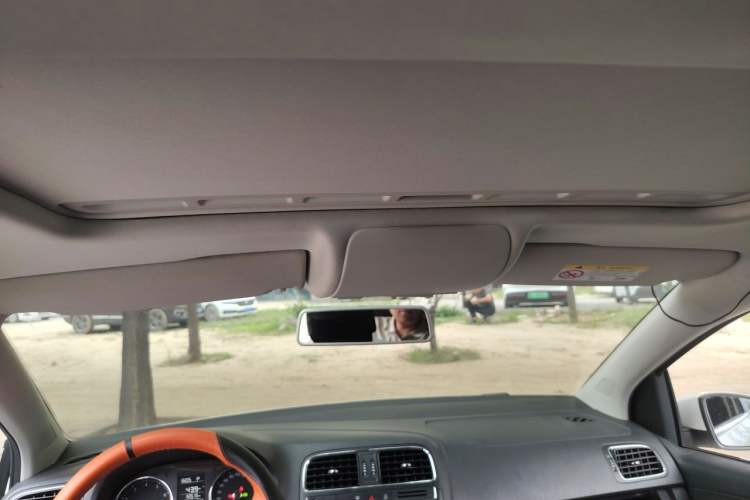 Used Volkswagen Polo 2018 1.5L Automatic Enjoyment Model Headliner