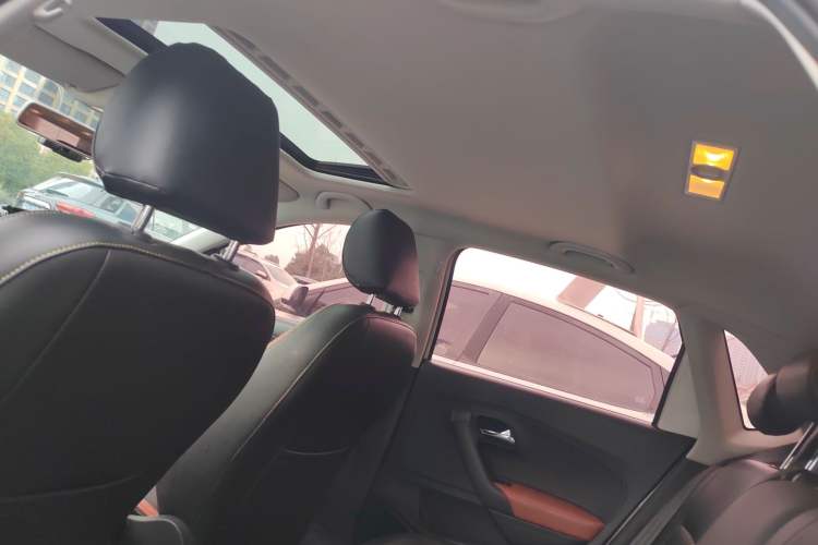 Used Volkswagen Polo 2018 1.5L Automatic Enjoyment Model Headliner