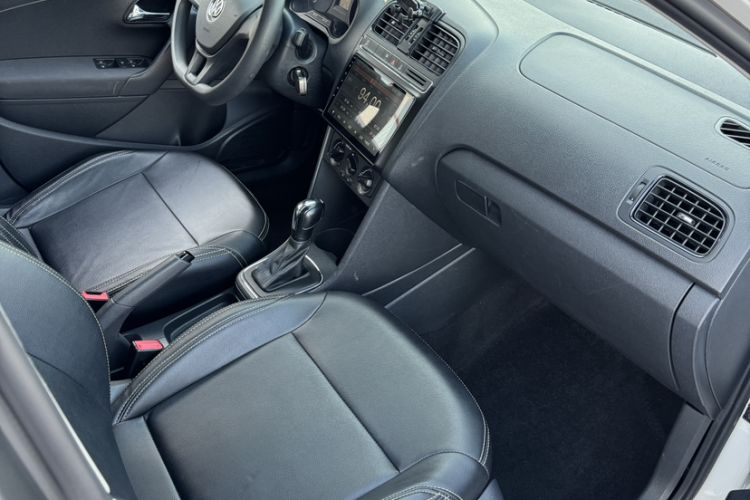 Used Volkswagen Polo 2018 1.5L Automatic Advanced Driving Model Interior 1