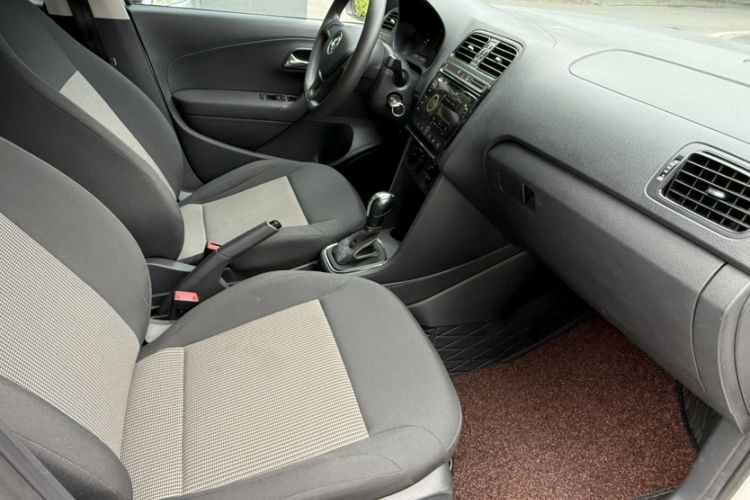 Used Volkswagen Polo 2018 1.5L Automatic Advanced Driving Model Interior 1