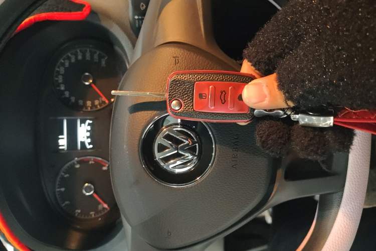 Used Volkswagen Polo 2018 1.5L Automatic Advanced Driving Model Interior 1