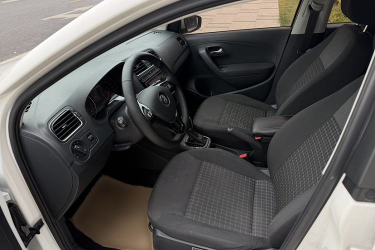 Used Volkswagen Polo 2018 1.5L Automatic Enjoyment Model Interior 10