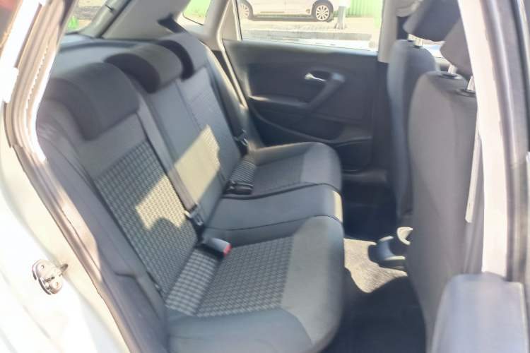 Used Volkswagen Polo 2018 1.5L Automatic Enjoyment Model Interior 11