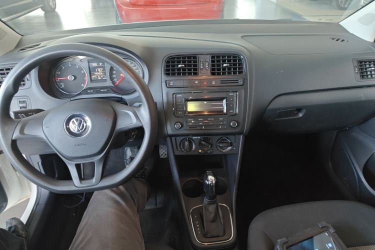 Used Volkswagen Polo 2018 1.5L Automatic Advanced Driving Model Interior 2