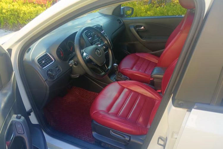 Used Volkswagen Polo 2018 1.5L Automatic Enjoyment Model Interior 2