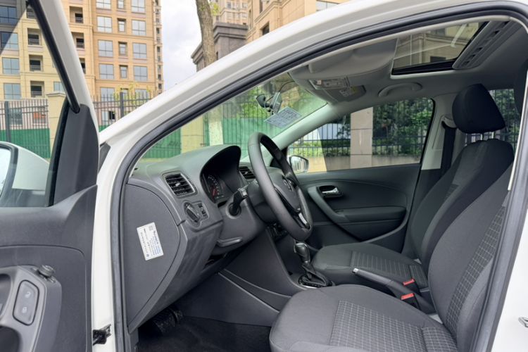 Used Volkswagen Polo 2018 1.5L Automatic Enjoyment Model Interior 2