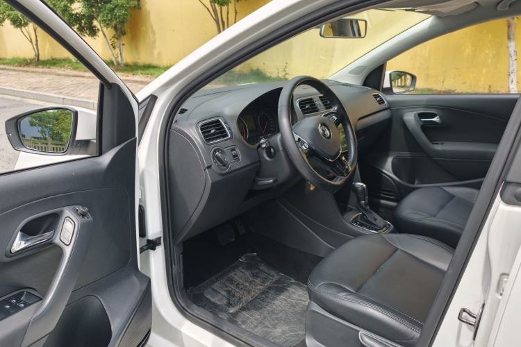 Used Volkswagen Polo 2018 1.5L Automatic Enjoyment Model Interior 2