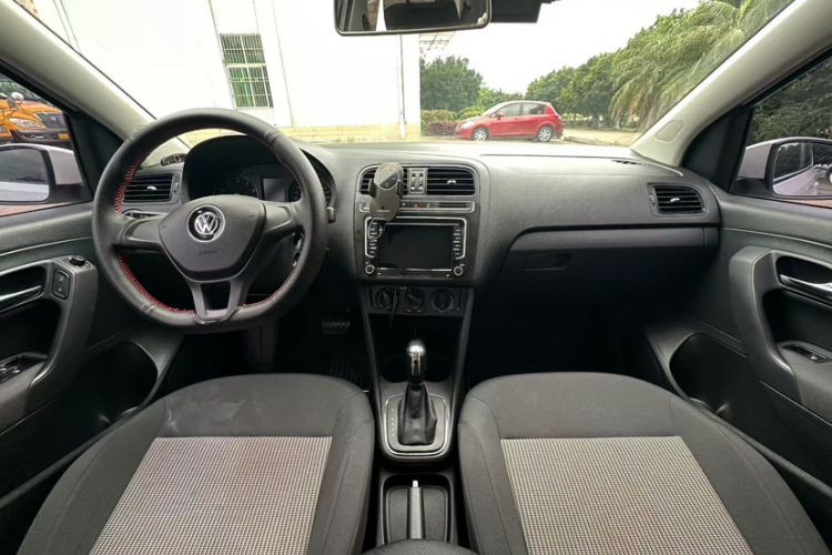 Used Volkswagen Polo 2018 1.5L Automatic Advanced Driving Model Interior 2