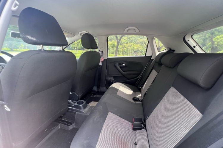 Used Volkswagen Polo 2018 1.5L Automatic Advanced Driving Model Interior 2