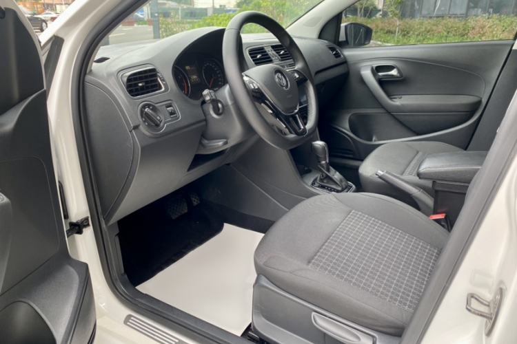 Used Volkswagen Polo 2018 1.5L Automatic Enjoyment Model Interior 2