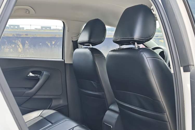 Used Volkswagen Polo 2018 1.5L Automatic Advanced Driving Model Interior 2