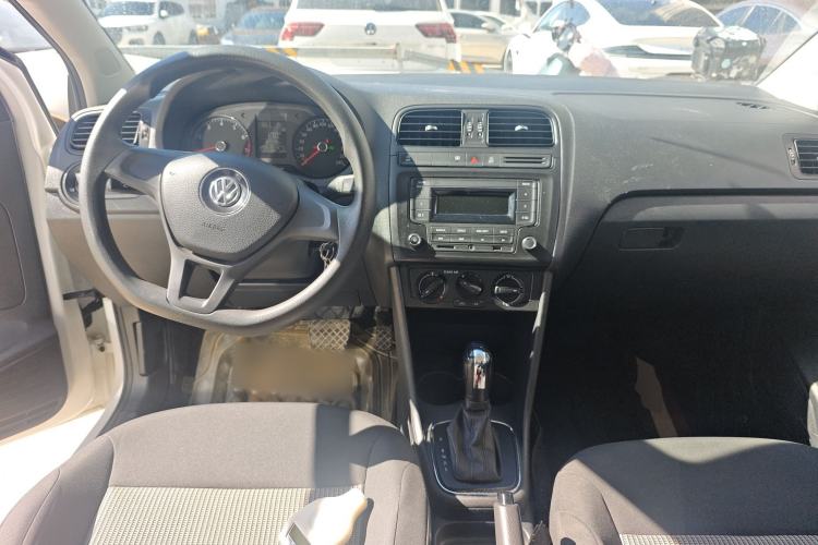 Used Volkswagen Polo 2018 1.5L Automatic Advanced Driving Model Interior 2