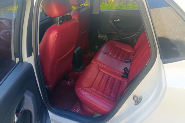 Used Volkswagen Polo 2018 1.5L Automatic Enjoyment Model Interior 3