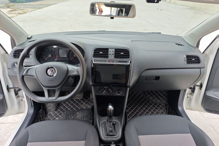 Used Volkswagen Polo 2018 1.5L Automatic Advanced Driving Model Interior 3