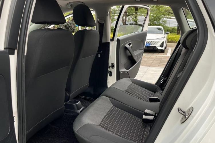 Used Volkswagen Polo 2018 1.5L Automatic Enjoyment Model Interior 3