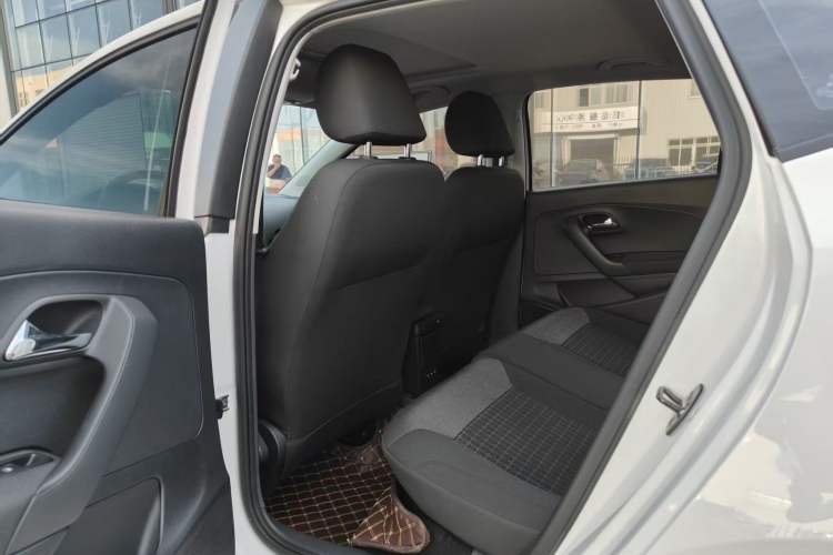 Used Volkswagen Polo 2018 1.5L Automatic Enjoyment Model Interior 3