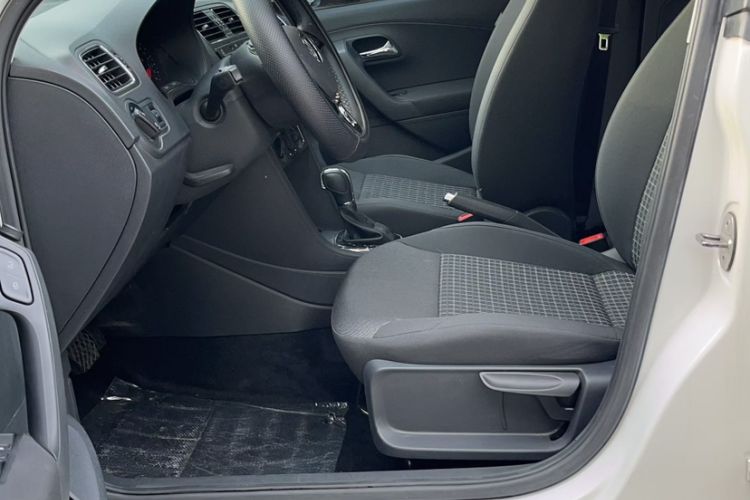 Used Volkswagen Polo 2018 1.5L Automatic Enjoyment Model Interior 4
