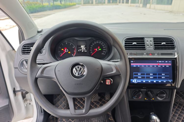 Used Volkswagen Polo 2018 1.5L Automatic Advanced Driving Model Interior 6