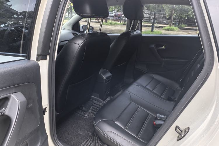 Used Volkswagen Polo 2018 1.5L Automatic Advanced Driving Model Interior 7