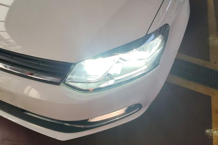 Used Volkswagen Polo 2018 1.5L Automatic Enjoyment Model Left Front Headlight