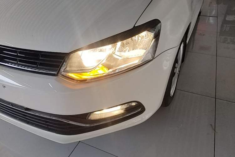 Used Volkswagen Polo 2018 1.5L Automatic Enjoyment Model Left Front Headlight