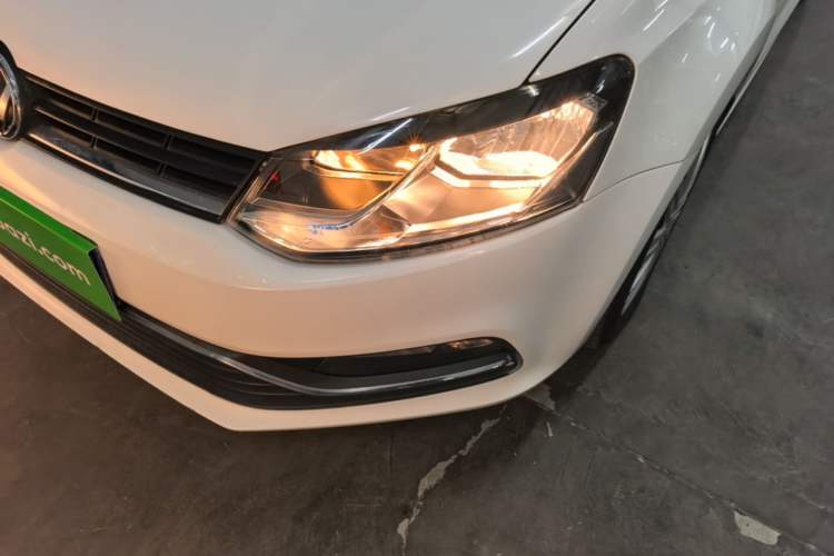 Used Volkswagen Polo 2018 1.5L Automatic Enjoyment Model Left Front Headlight