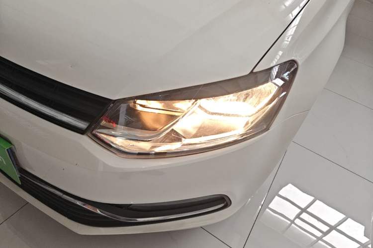 Used Volkswagen Polo 2018 1.5L Automatic Enjoyment Model Left Front Headlight