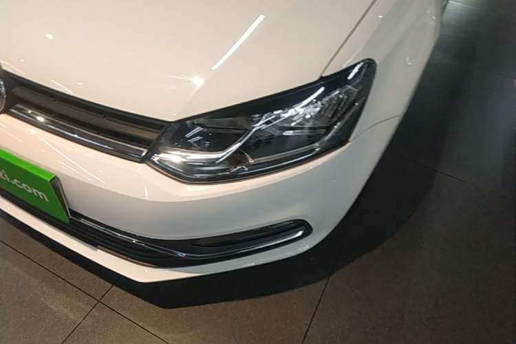 Used Volkswagen Polo 2018 1.5L Automatic Enjoyment Model Left Front Headlight
