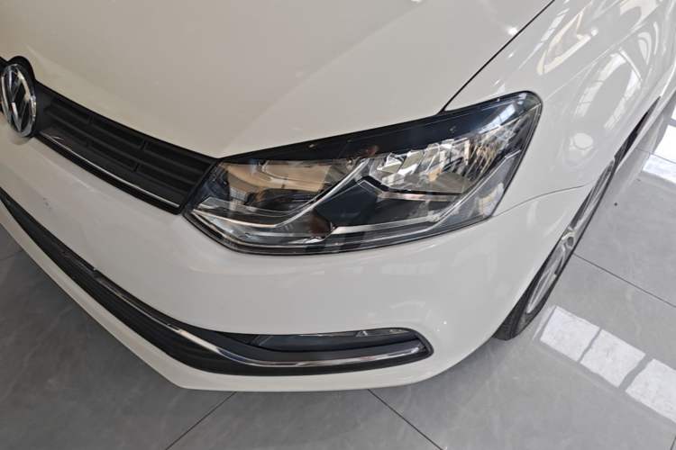 Used Volkswagen Polo 2018 1.5L Automatic Enjoyment Model Left Front Headlight