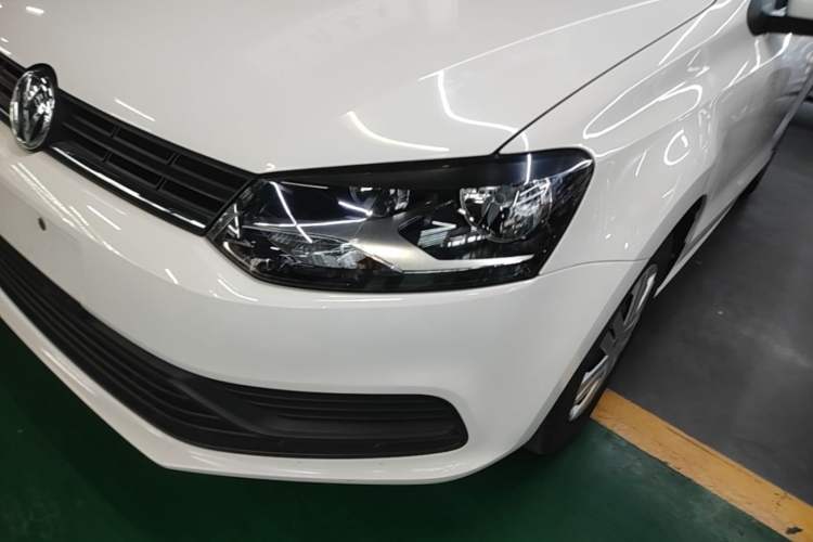 Used Volkswagen Polo 2018 1.5L Manual Drive-Comfort Model Left Front Headlight
