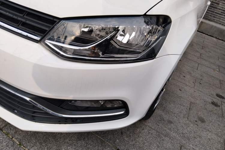 Used Volkswagen Polo 2018 1.5L Automatic Enjoyment Model Left Front Headlight