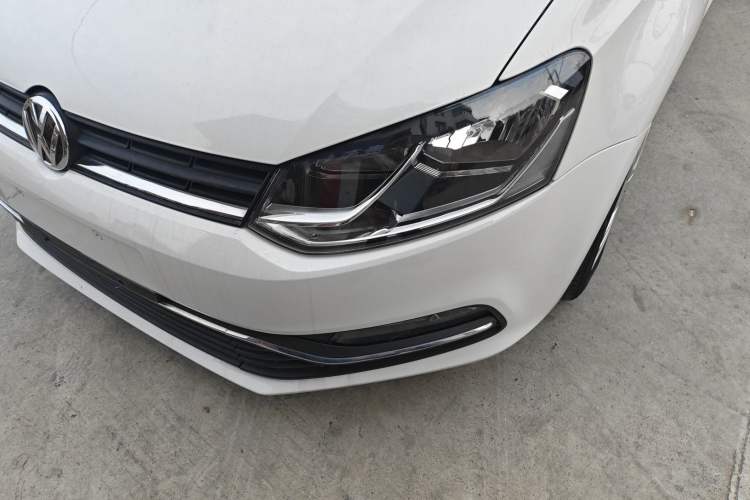 Used Volkswagen Polo 2018 1.5L Automatic Enjoyment Model Left Front Headlight
