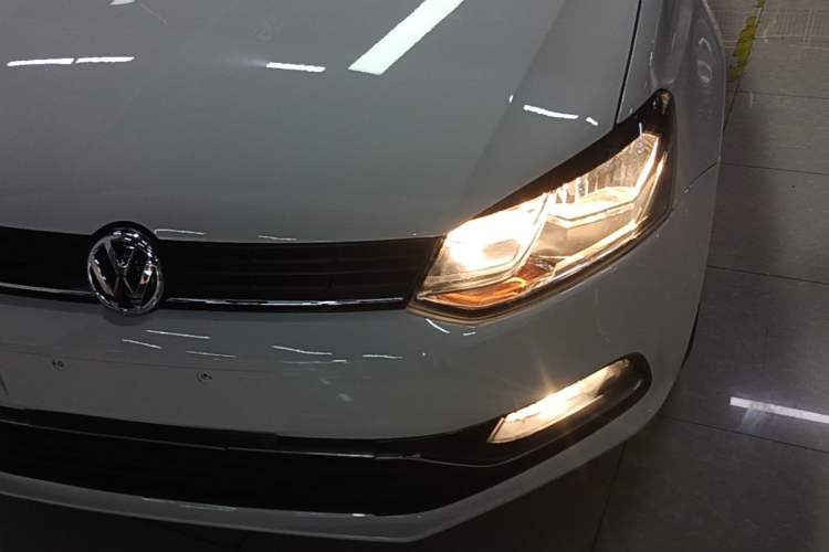 Used Volkswagen Polo 2018 1.5L Automatic Enjoyment Model Left Front Headlight