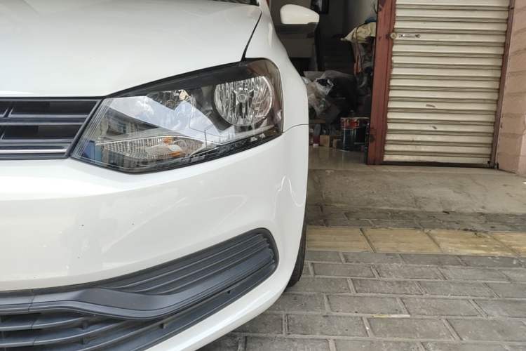 Used Volkswagen Polo 2018 1.5L Manual Drive-Comfort Model Left Front Headlight
