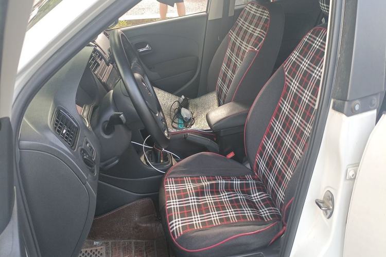 Used Volkswagen Polo 2018 1.5L Manual Drive-Comfort Model Left Front Seat