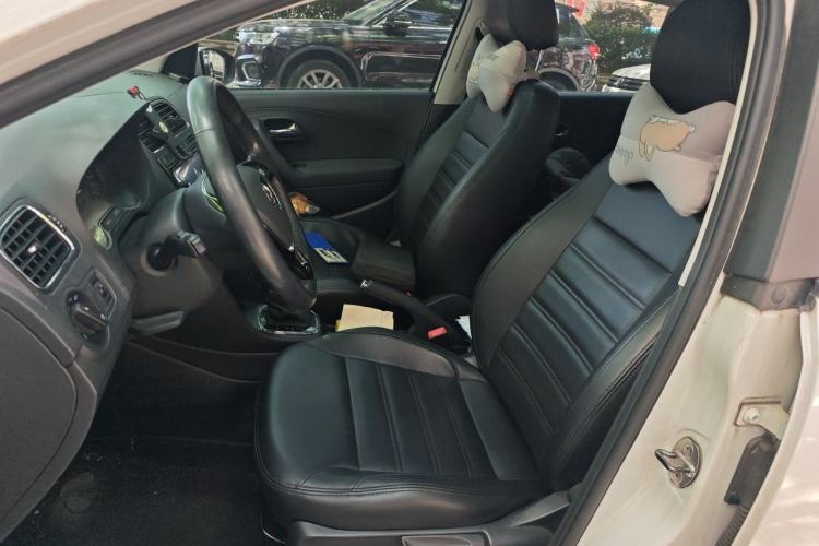 Used Volkswagen Polo 2018 1.5L Automatic Luxury Edition Left Front Seat