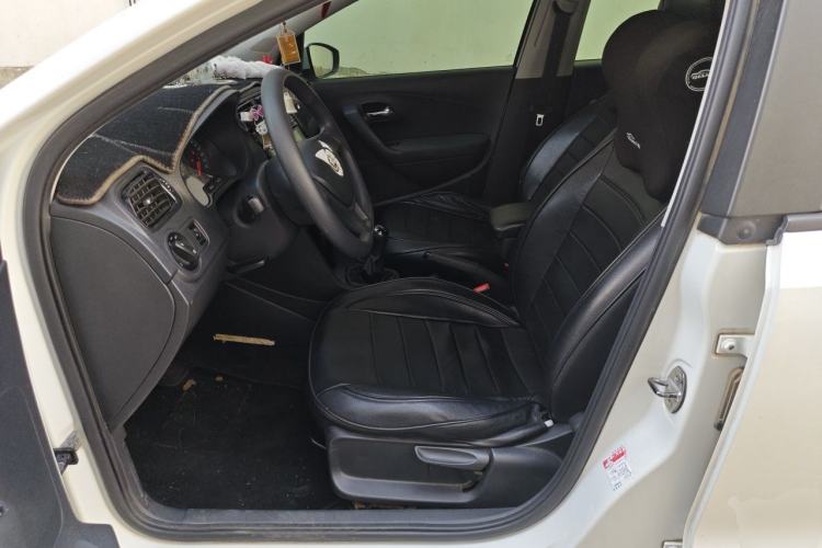 Used Volkswagen Polo 2018 1.5L Manual Drive-Comfort Model Left Front Seat