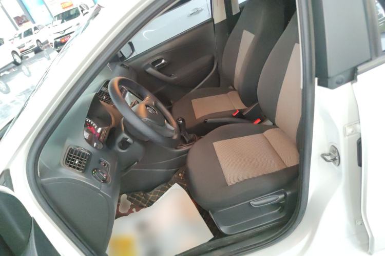 Used Volkswagen Polo 2018 1.5L Manual Drive-Comfort Model Left Front Seat