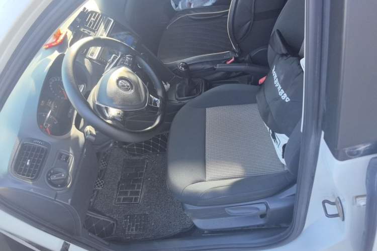 Used Volkswagen Polo 2018 1.5L Manual Drive-Comfort Model Left Front Seat