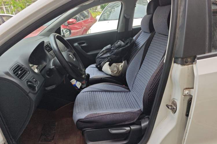Used Volkswagen Polo 2018 1.5L Manual Drive-Comfort Model Left Front Seat