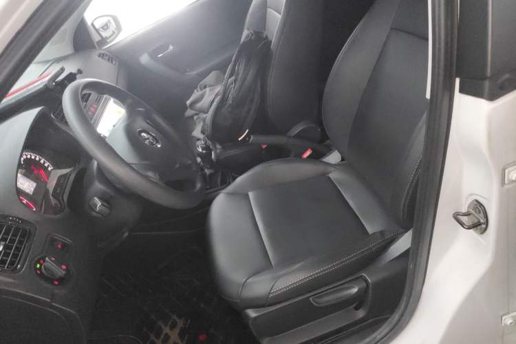 Used Volkswagen Polo 2018 1.5L Manual Drive-Comfort Model Left Front Seat