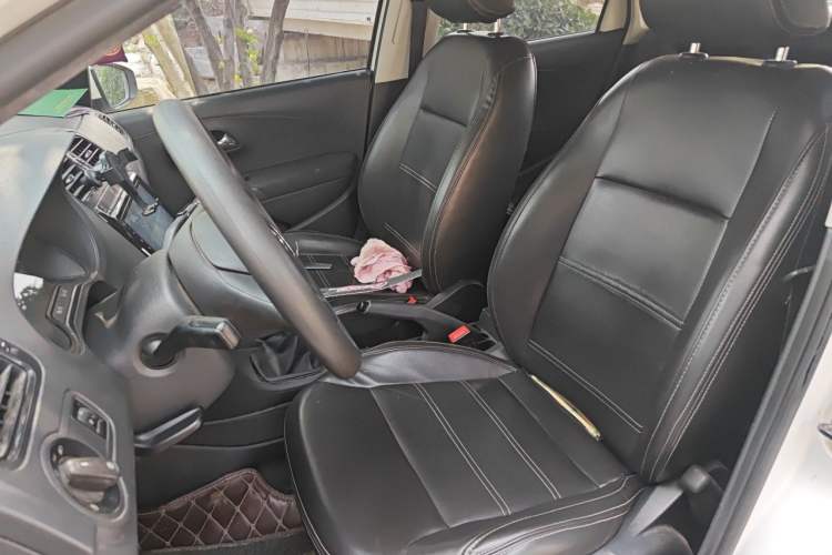 Used Volkswagen Polo 2018 1.5L Manual Drive-Comfort Model Left Front Seat